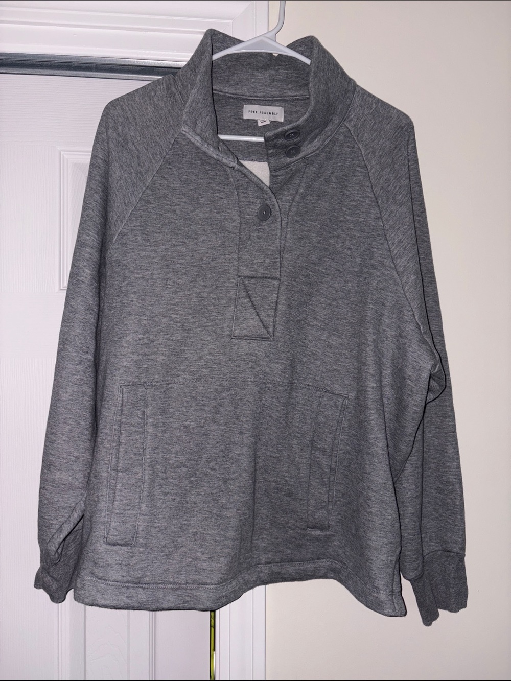 Women’s Gray Heather Button-Neck Pullover